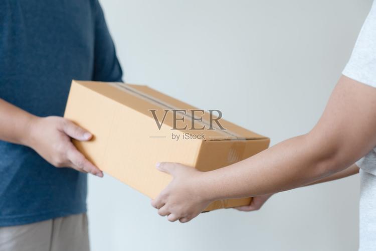 基本信息作者/来源stockerthingsid434133204标题邮政服务将纸板箱